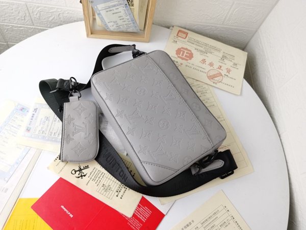 ルイヴィトンバッグ内部構造